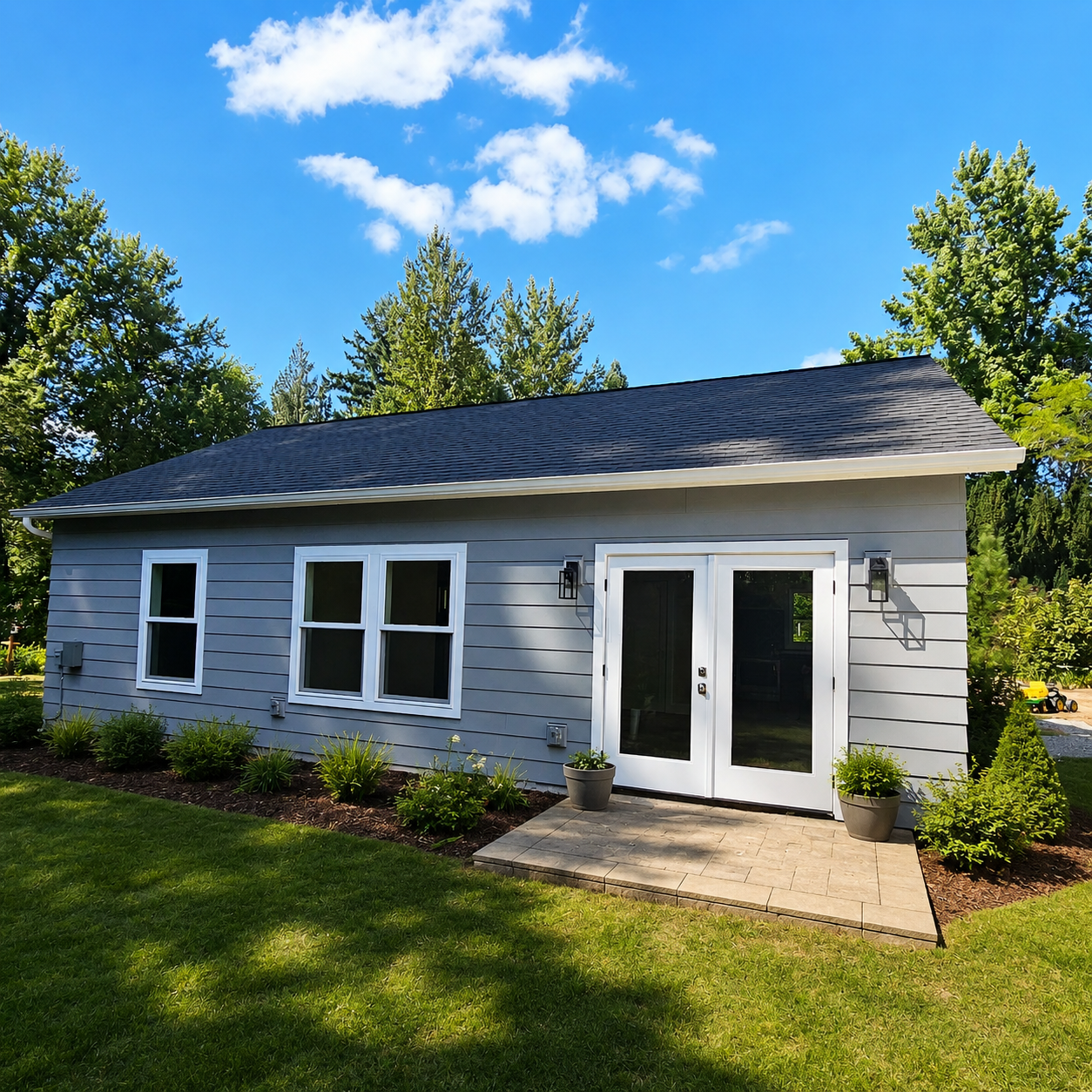 Detached accessory dwelling unit with private patio and outdoor living space in Southwest Portland.